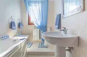 Luxuswohnung zum Verkauf im touristischen Zentrum der Adria