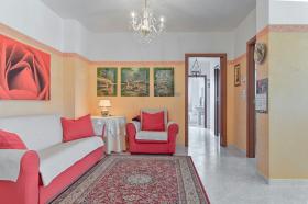 Luxuswohnung zum Verkauf im touristischen Zentrum der Adria